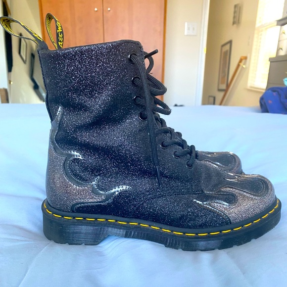 Dr. Martens | Shoes | Dr Martens 46 Pascal Flame Size 8 | Poshmark